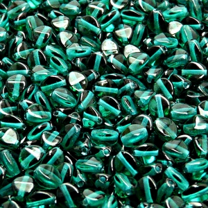 100pcs Czech Pressed Glass Pinch Beads 5mm Emerald